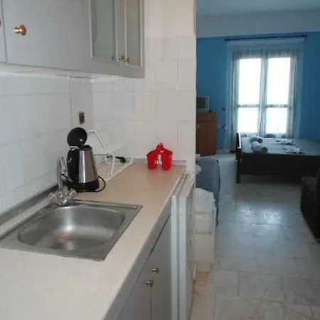 Апартаменты Studio For 2-3 Persons 100m From The Beach Полихроно