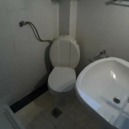 דירה Studio For 2-3 Persons 100m From The Beach *